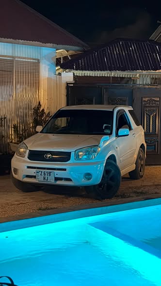 A picture of Toyota RAV4 USD 5 600 Zanzibar