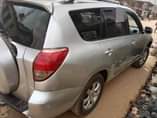 A picture of Toyota Rav4 2007 Painted