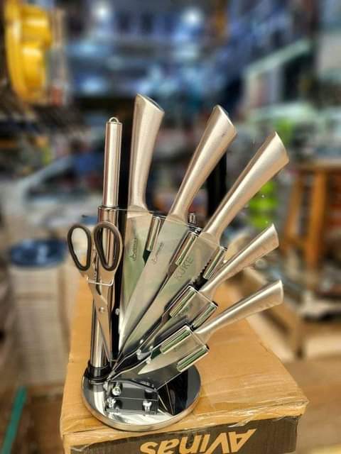 A picture of Kitchen knife set