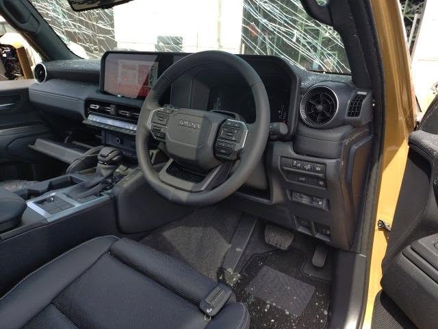A picture of DAMAGED 2025 TOYOTA LAND CRUISER 250 READY TO BE IMPORTED