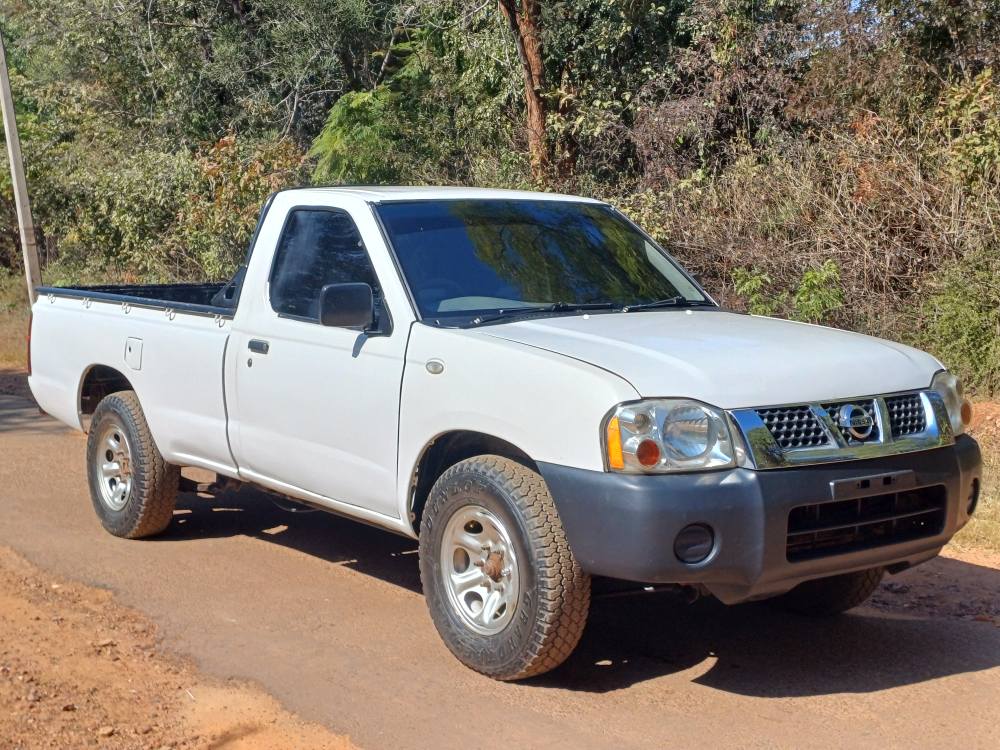 classifieds/cars nissan