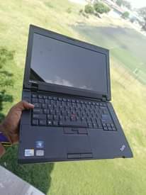 A picture of Lenovo core 2duo Ram 4gb hdd 320gb procesor 2.00ghz chaji