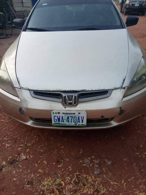 A picture of 2003 Honda 2003 model e o d
