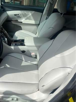 A picture of 2011 Toyota venza