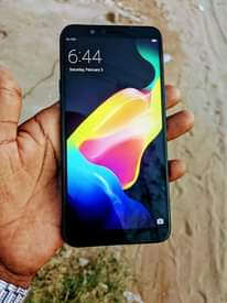 A picture of Oppo a83 mpyaaa mno gb128 ram6 net4g wah