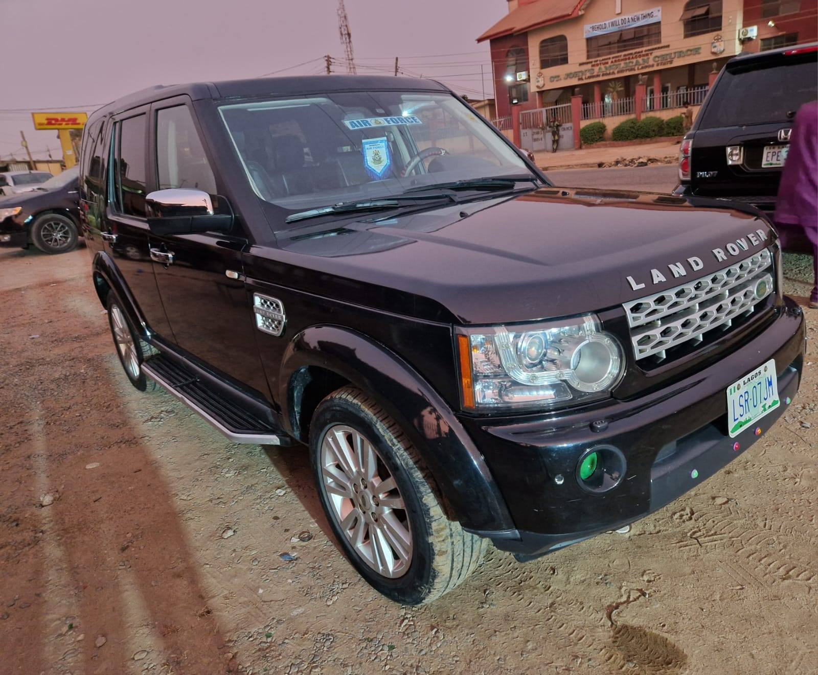 A picture of Land rover discovery 4 HSE