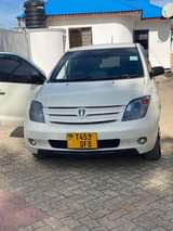 A picture of TOYOTA IST