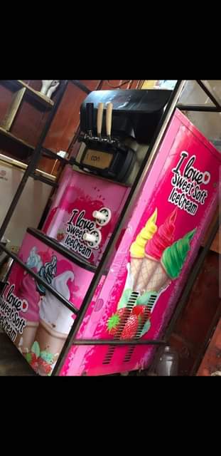 A picture of Icecream machine