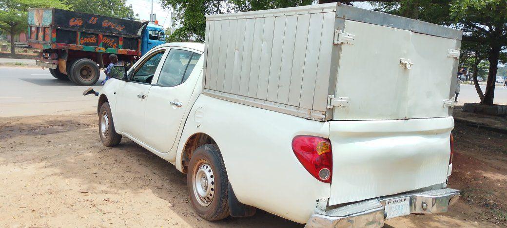 A picture of L200
