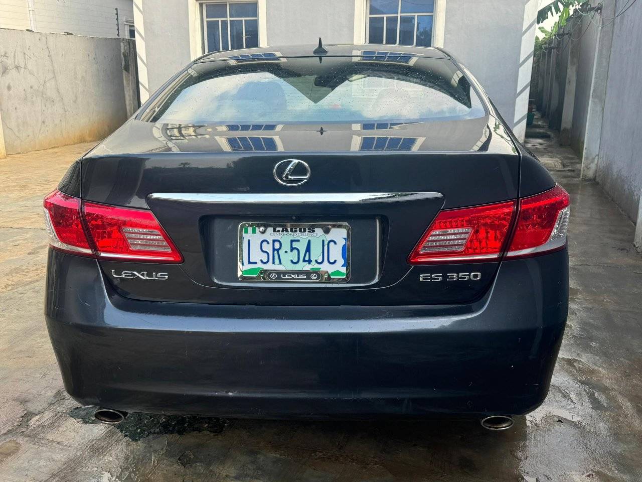 A picture of Lexus ES 350