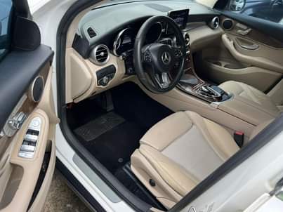 A picture of MERCEDES BENZ GLC 300 2017 REGISTERED TOKUMBO STANDARD OFF WHITE