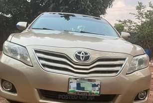 A picture of TODAY S DEAL MAKE TOYOTA CAMRY XLE MODEL 2008 09