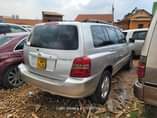 A picture of TOYOTA KLUGER 2.4CC VVTI Good Condition Buy and Drive Condition