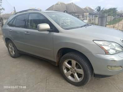 A picture of PRICE 6 3M NAIRA BUYER SETTLE AGENT 100K LEXUS RX330