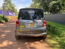 A picture of Toyota Ractis