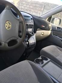A picture of IMMEDIATE DISTRESS TOYOTA SIENNA LE 2007 PURE FIRST BODY.