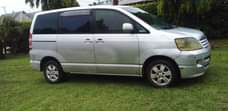 A picture of Toyota noah