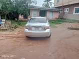 A picture of XLE edition Toyota CAMRY 4plugs full option with Reverse camera