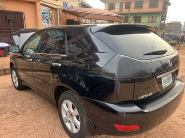 A picture of Distress Sale LEXUS RX330 2005 Exterior and interior Belgium grade