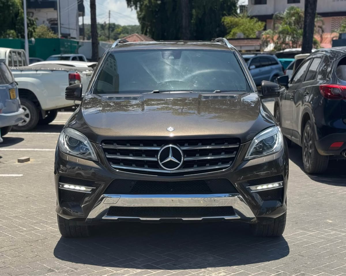 A picture of W2014 MERCEDES BENZ GLE250d 46M 0628055434