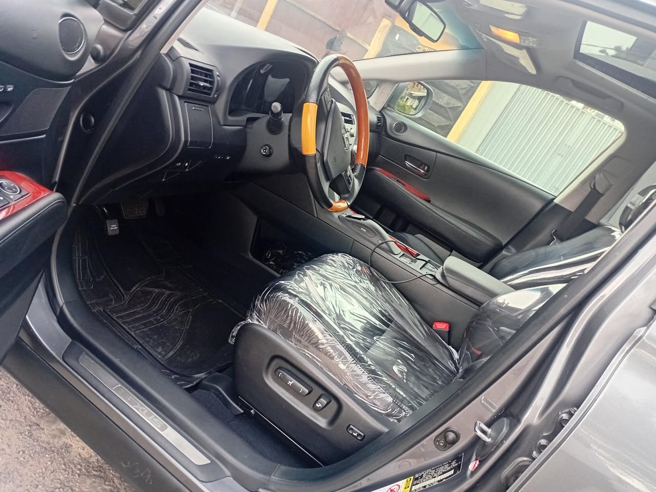 A picture of 2012 Lexus rx350 2012