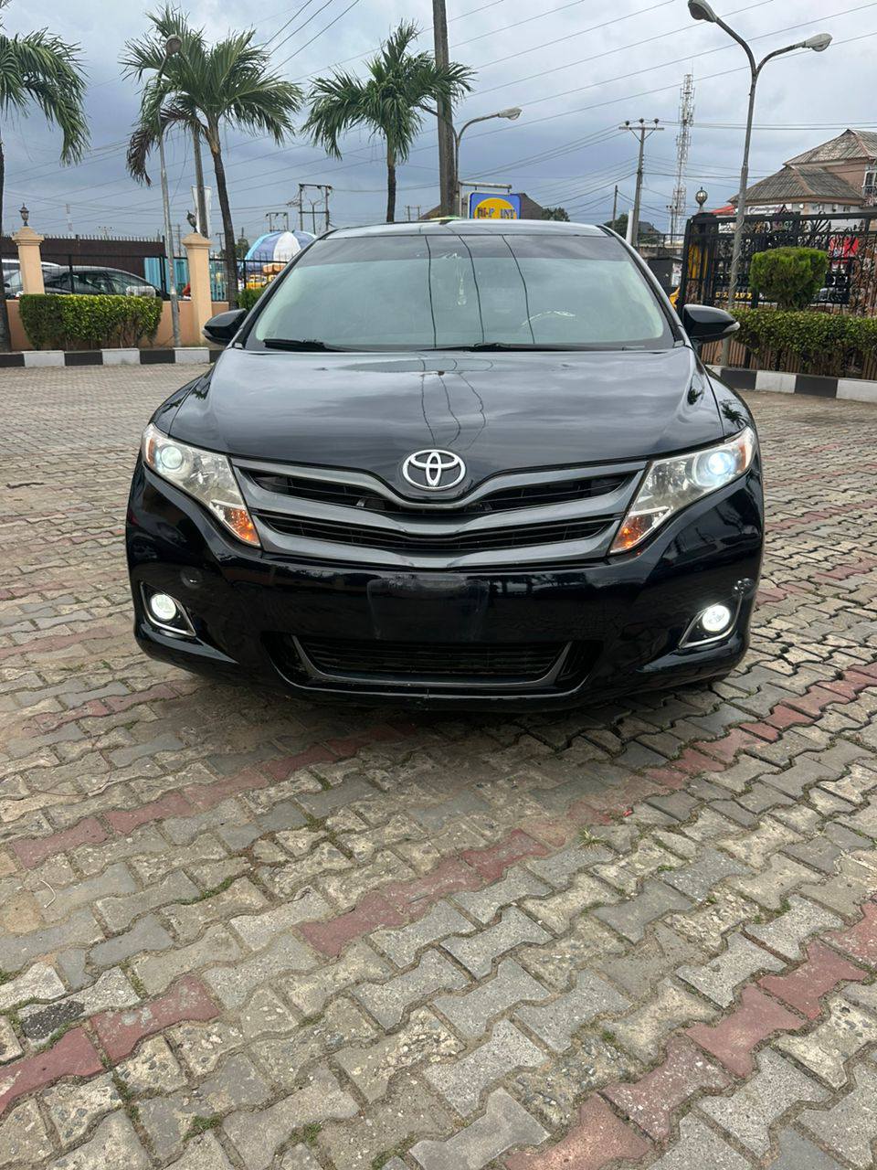A picture of Used Toyota Venza 2011 model 11m Sara ooo location isolo