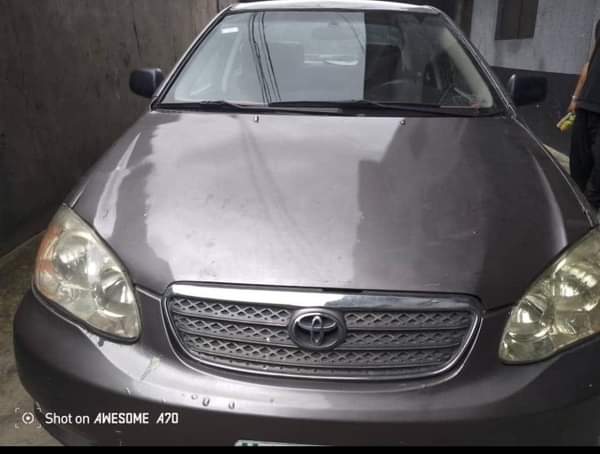 A picture of TOYOTA COROLLA 2004 ENGINE 85 GEAR AC BODY NEEDS LITTLE