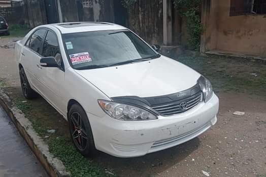 A picture of Toyota Camry 05 06