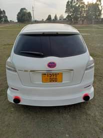 A picture of 2010 Toyota Mark x zio Pearl
