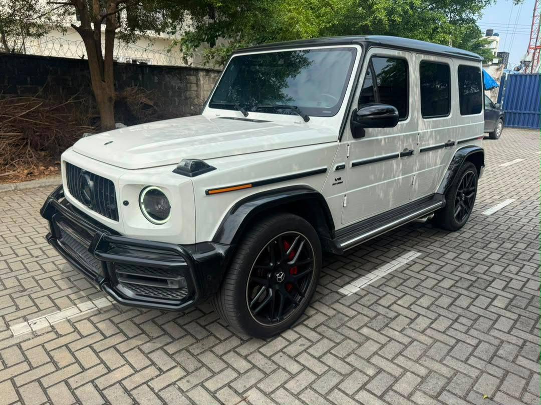 A picture of Kelly Automobiles NIGERIA USE FEW MONTH USE BENZ G63 YEAR