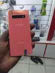 A picture of Samsung galaxy S10 and S10 plus