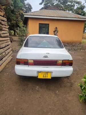 A picture of Nauza gari toyota corolla