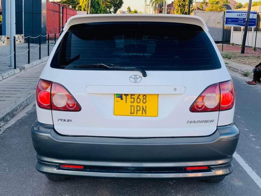 toyota harrier