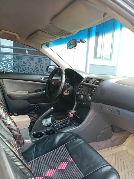 A picture of HONDA ACCORD 2006