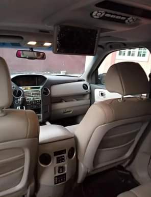 A picture of 2010 Honda pilot Engine very good Gear box excellent Ac