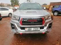 used toyota hilux