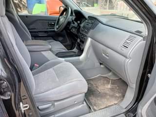 A picture of Honda pilot 2004 tokunbo clean in and out 5.6m location