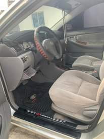 A picture of Toyota corolla 2004