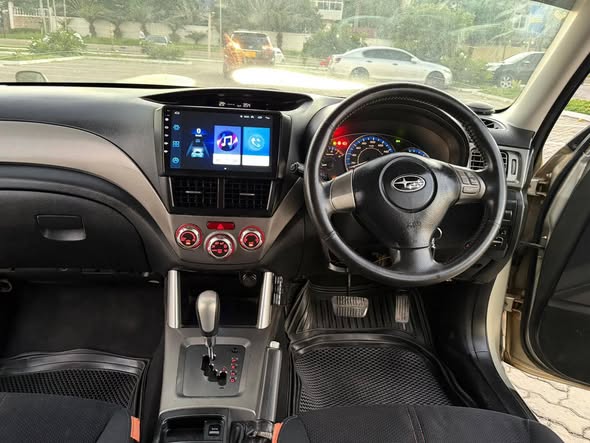 A picture of SUBARU FORESTER