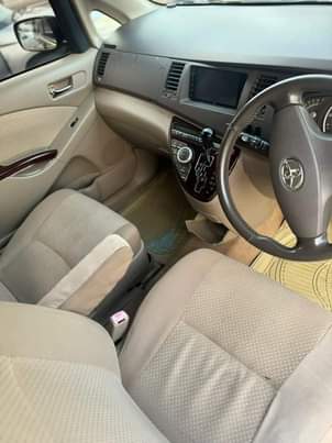 A picture of Toyota Isis for sale at a give away price