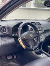 A picture of 2007 Toyota RAV4 registered