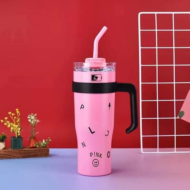 A picture of Cups