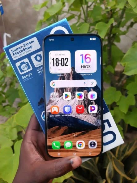 A picture of Clean Camon 50 pro on sale ugsh 550 000 only