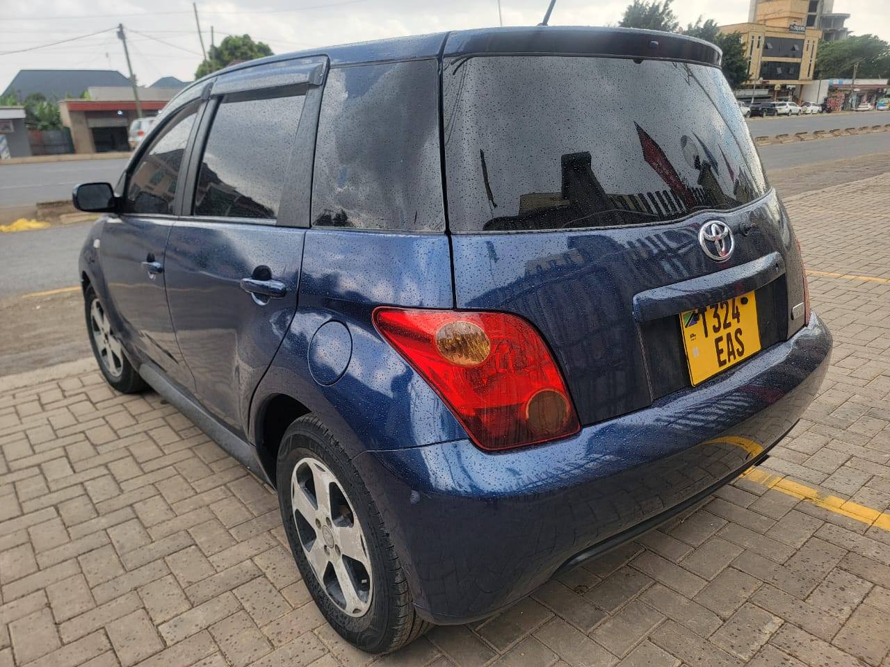 A picture of Toyota Ist