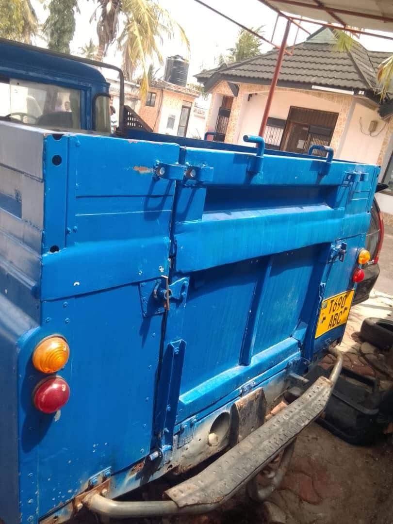 A picture of LANDROVER 0620356906