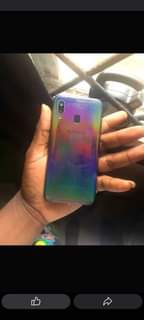 A picture of Samsung Galaxy a40