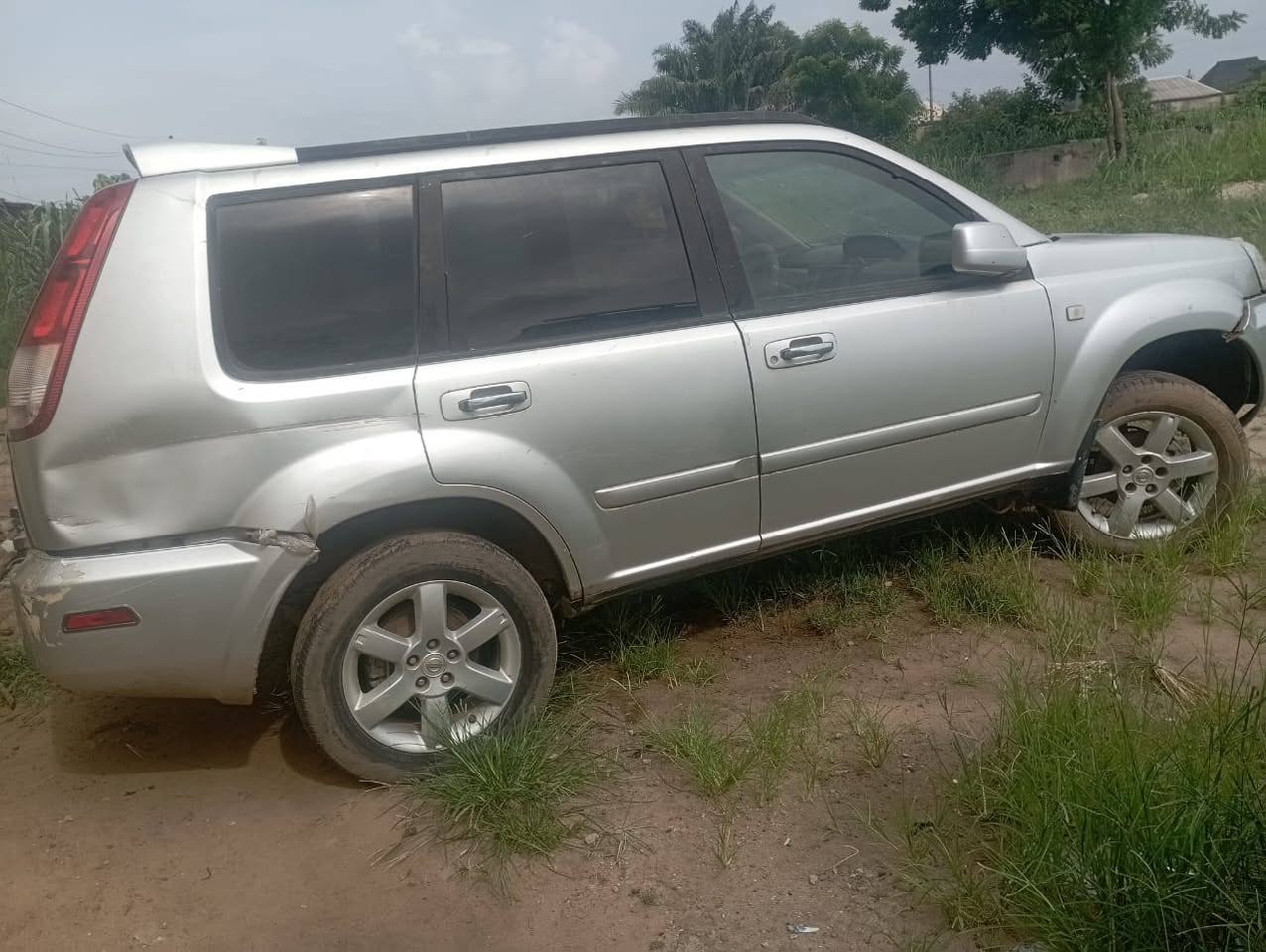 A picture of Distress sales Nissan xtrail