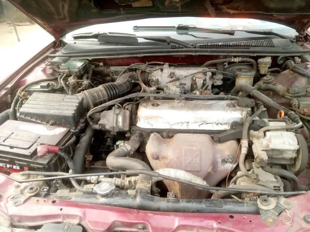 A picture of 2000 Honda Accord 2000