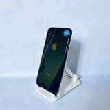 A picture of iPhone X 256GB at 700k swamp and top up accepted