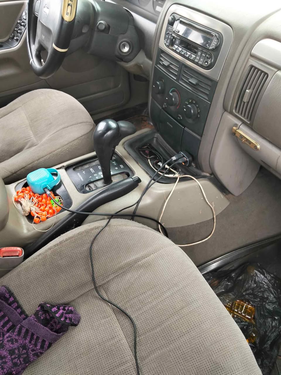 A picture of JEEP CHEROKEE